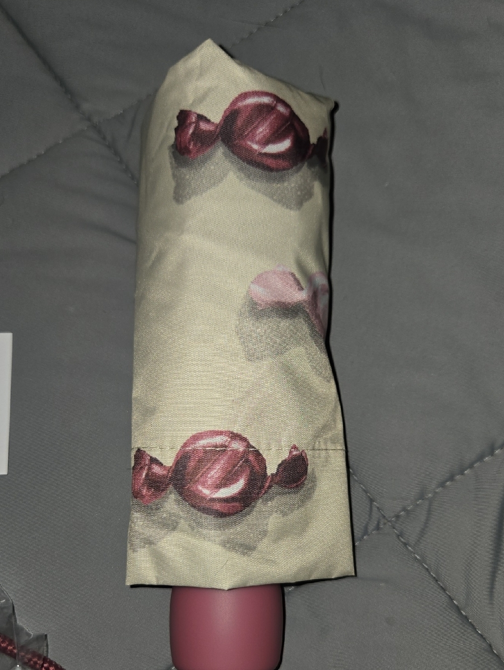 Coach Compact Umbrella in Cream with Pink Candy Print